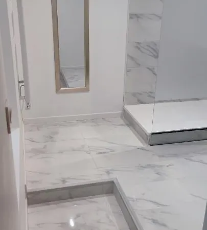 Апартаменты Le Celestin - Centre-ville Avec Terrasse Et Salon De Jardin *