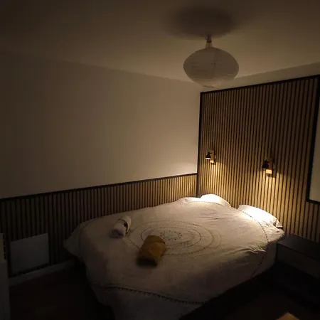 Lejlighed Le Celestin - Centre-ville Avec Terrasse Et Salon De Jardin