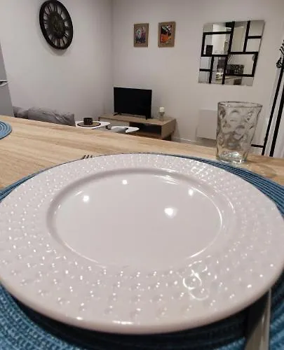 Lejlighed Le Celestin - Centre-ville Avec Terrasse Et Salon De Jardin Vichy