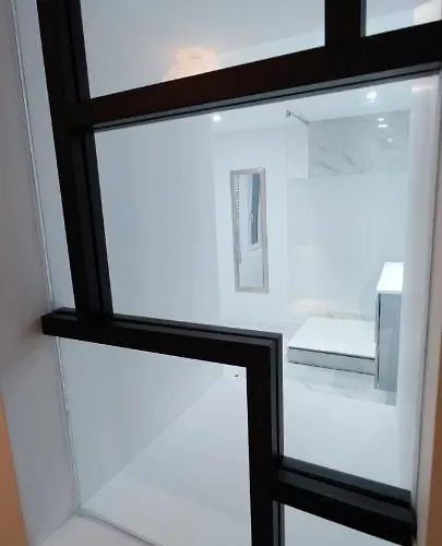 Lejlighed Le Celestin - Centre-ville Avec Terrasse Et Salon De Jardin